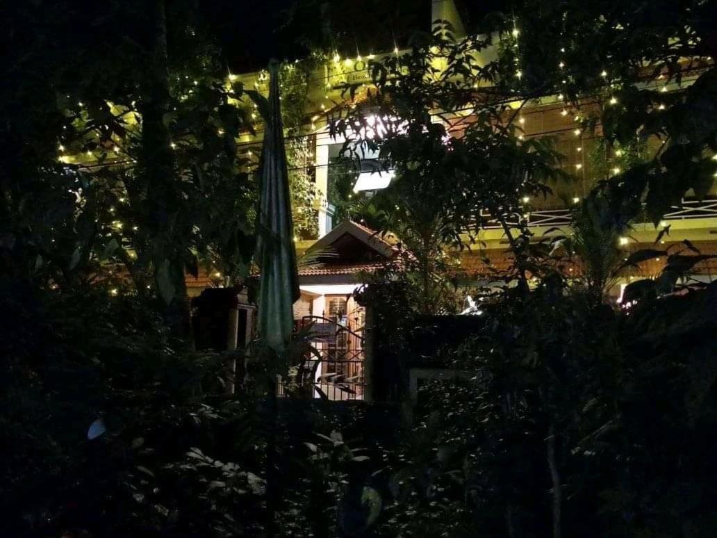 Oceanic Beach Residency Varkala Buitenkant foto